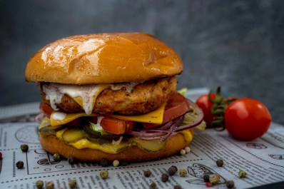 burger-kuriniy